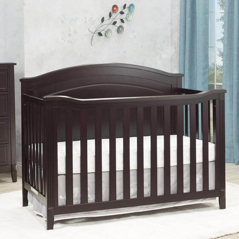 classic crib that converts to toddler bed.